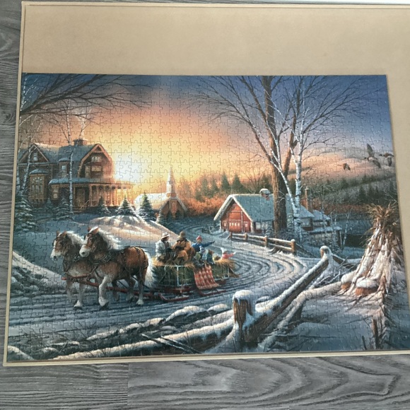 1000pc Puzzle - Picture 2 of 4